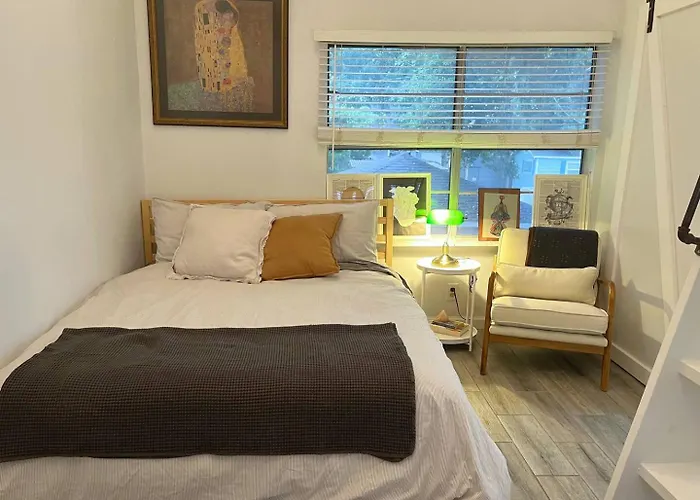 Entire Loft In Montrose District, Houston, Texas